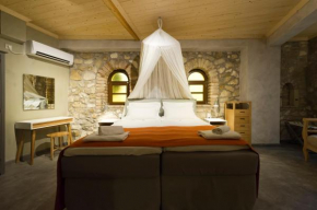 small luxury hotel 1800